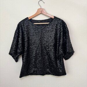 Zara Black Sequin Cropped Tee Shirt
